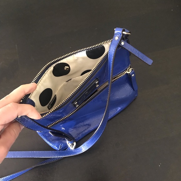 Kate Spade Blue Patent Crossbody bag. - Picture 2 of 3